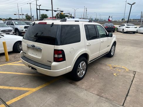 Used 2008 Ford Explorer Limited RWD image 5