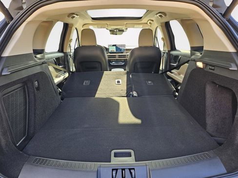 New 2026 Lincoln Corsair Reserve image 27