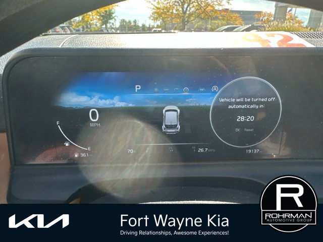 Certified 2025 Kia Seltos EX w/ EX Sunroof Package AWD/4WD image 11