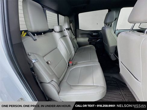 Used 2019 GMC Sierra 1500 SLT image 28