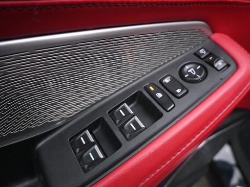 Used 2022 Acura MDX A-Spec image 19