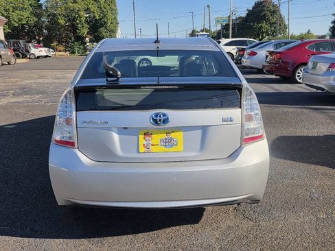 Used 2010 Toyota Prius Four FWD image 6