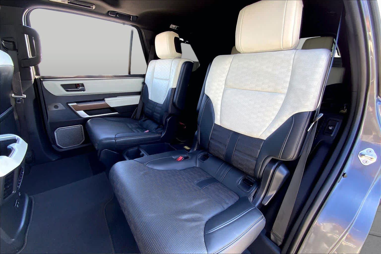 Used 2023 Toyota Sequoia Capstone AWD/4WD image 20