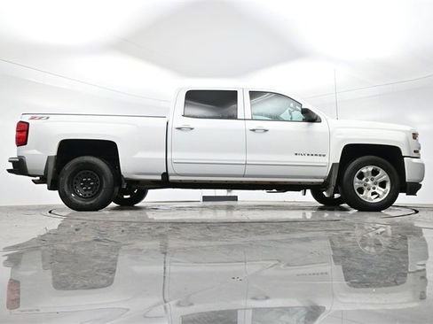 Used 2017 Chevrolet Silverado 1500 LT w/ All Star Edition image 16