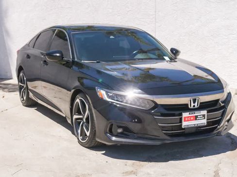 Used 2022 Honda Accord Sport image 3