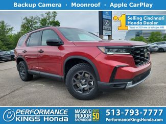 Used 2025 Honda Pilot TrailSport video 1