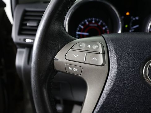 Used 2010 Toyota Highlander SE AWD/4WD image 29