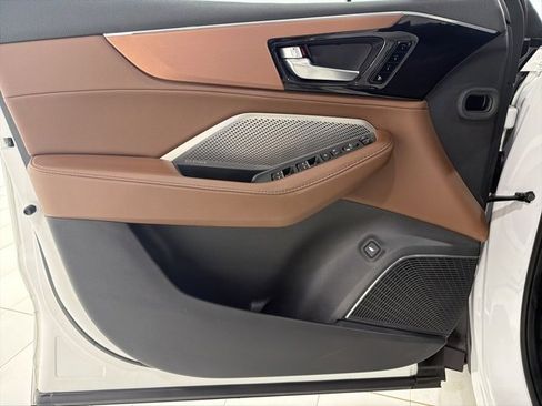 Certified 2023 Acura MDX SH-AWD w/ Technology Package image 10