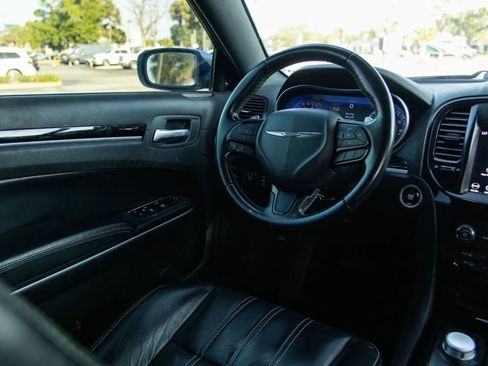 Used 2021 Chrysler 300 S RWD image 18