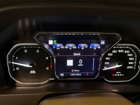 Used 2023 GMC Sierra 2500 Denali w/ Denali Ultimate Package image 27