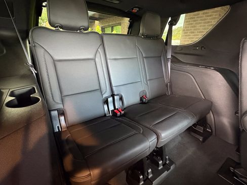 Used 2021 GMC Yukon Denali w/ Denali Premium Package RWD image 33
