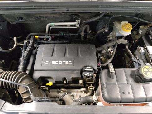 Used 2018 Chevrolet Trax LT w/ LT Convenience Package image 30