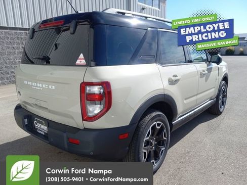 New 2025 Ford Bronco Sport Outer Banks w/ Outer Banks Tech Package+ AWD/4WD image 3