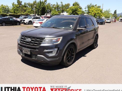 Used 2017 Ford Explorer Sport w/ Equipment Group 401A AWD/4WD image 1