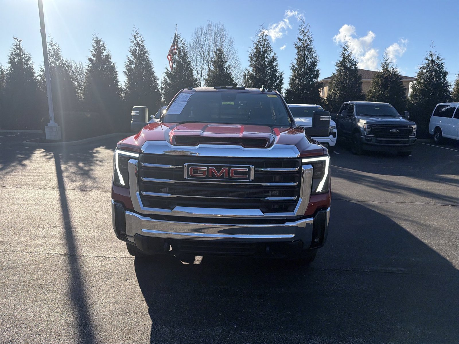 Used 2024 GMC Sierra 3500 SLE w/ SLE Convenience Package AWD/4WD image 3