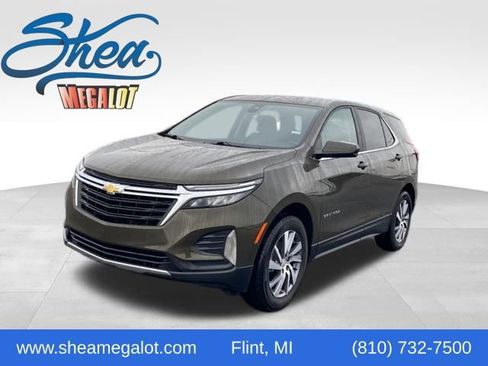 Used 2023 Chevrolet Equinox LT image 1