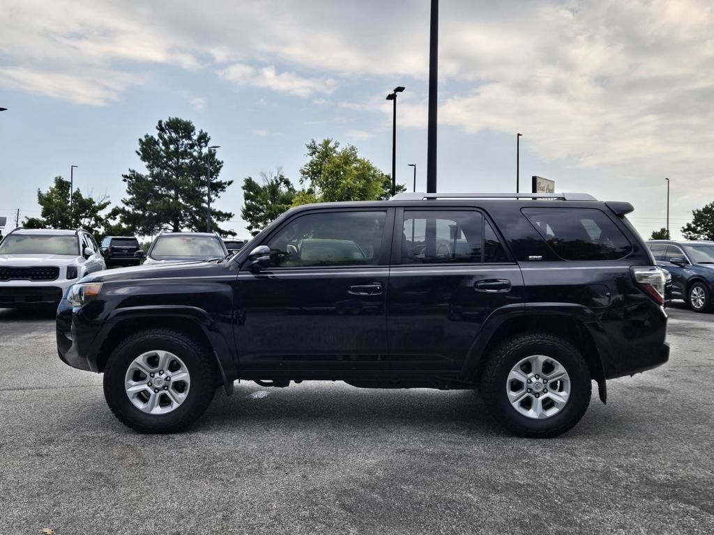 Used 2017 Toyota 4Runner SR5 Premium AWD/4WD image 9