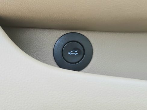 Used 2015 Cadillac CTS Luxury image 37