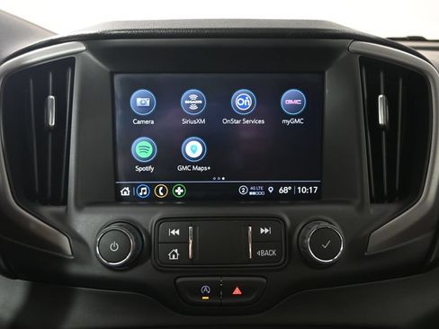 Used 2023 GMC Terrain AT4 w/ Tech Package AWD/4WD image 29