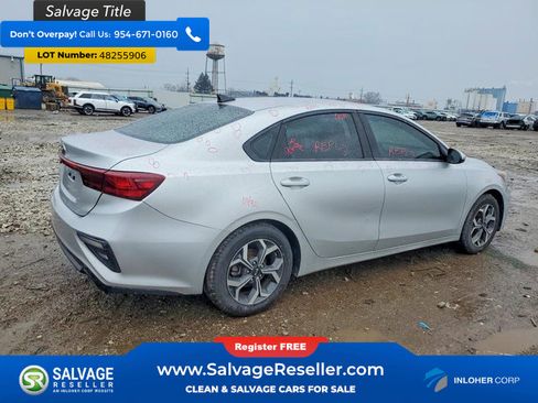 Used 2019 Kia Forte LXS FWD image 4