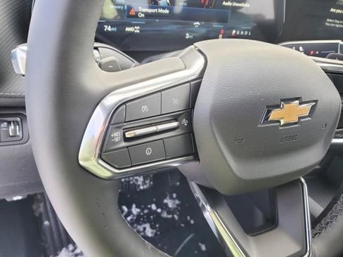 New 2026 Chevrolet Equinox LT image 17