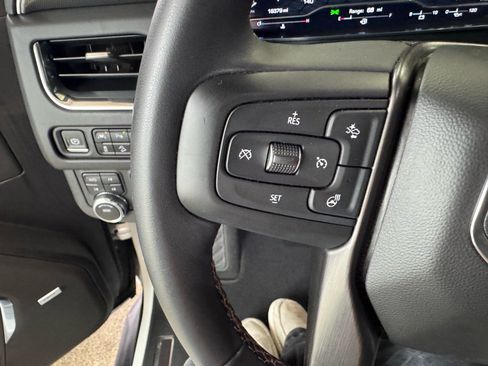 Used 2023 GMC Yukon AT4 w/ Max Trailering Package AWD/4WD image 32
