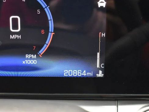 Used 2025 Chevrolet Trax LT image 27