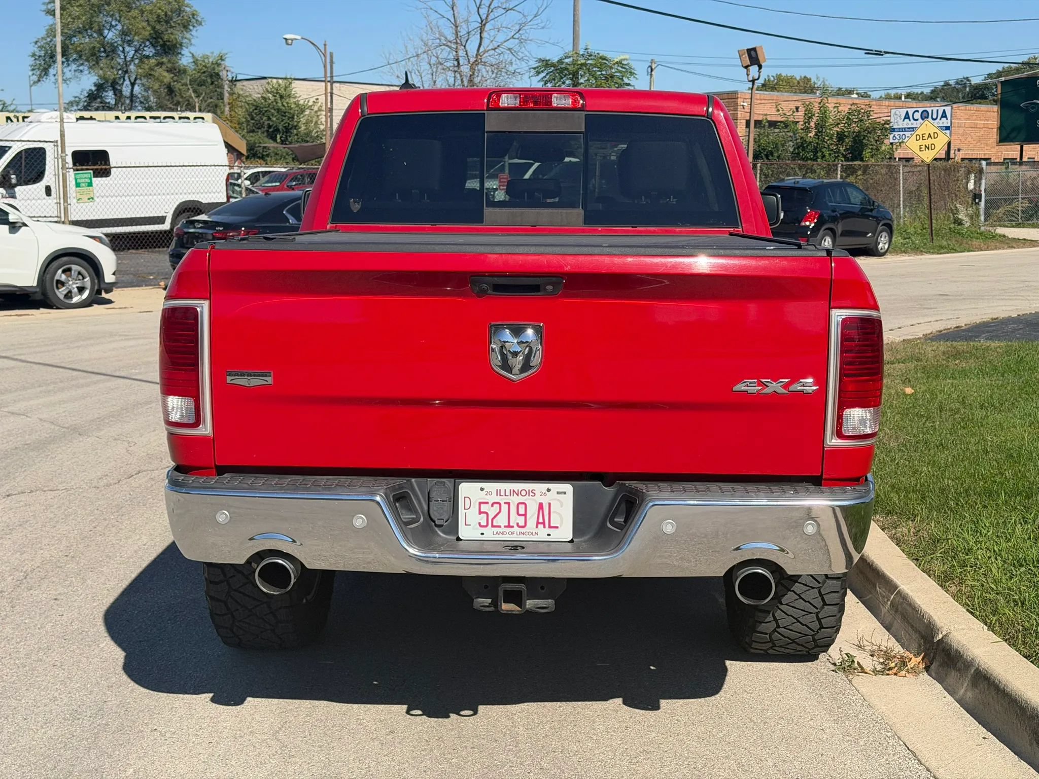 Used 2017 RAM 1500 Laramie w/ Convenience Group AWD/4WD image 4