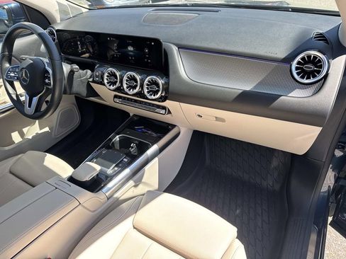 Used 2023 Mercedes-Benz GLA 250 image 13