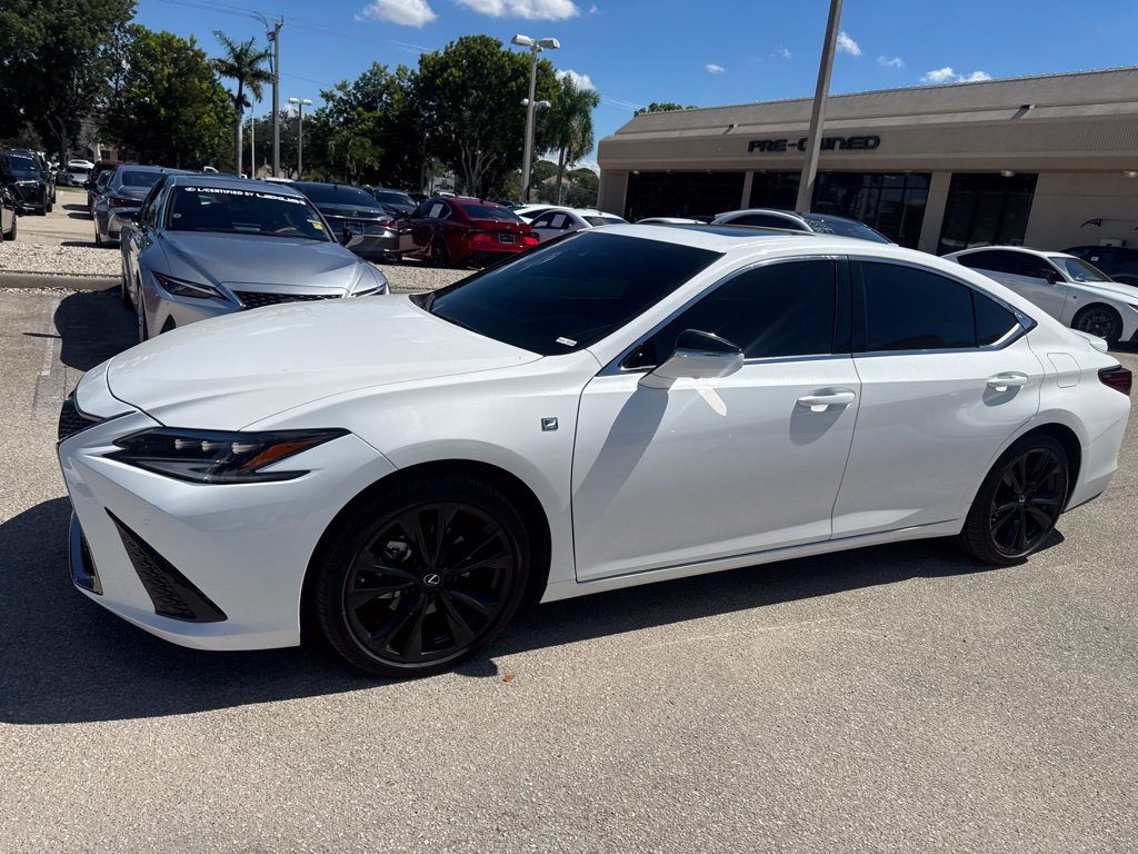 Used 2025 Lexus ES 350 F Sport FWD image 3