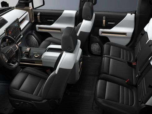 New 2025 GMC Hummer EV 3X w/ LPO, Illumination Package image 67