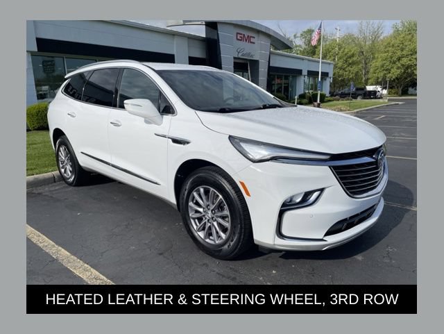 Used 2023 Buick Enclave Essence FWD image 1