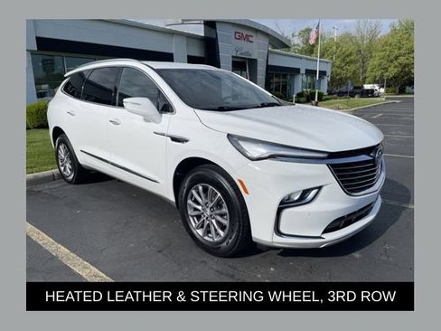 Used 2023 Buick Enclave Essence FWD image 1