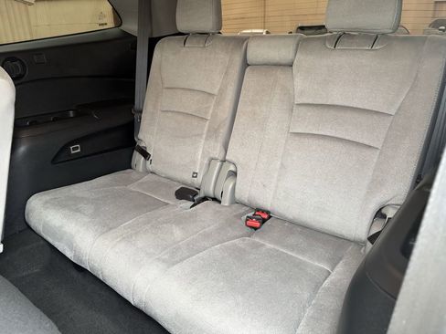 Used 2021 Honda Pilot EX image 24