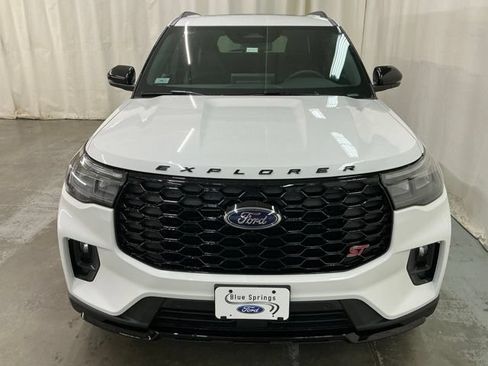 New 2026 Ford Explorer ST w/ Sun And Sound Package AWD/4WD image 10