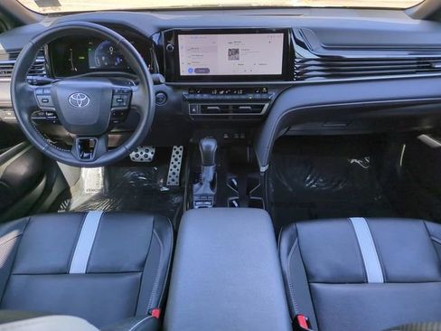 Used 2025 Toyota Camry SE w/ Multimedia Upgrade Package image 14