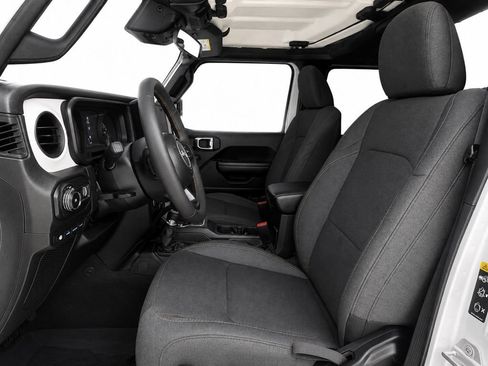 Used 2024 Jeep Wrangler Unlimited w/ Convenience Group AWD/4WD image 13