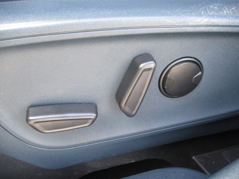 Used 2022 Ford Maverick Lariat w/ Lariat Luxury Package FWD image 38