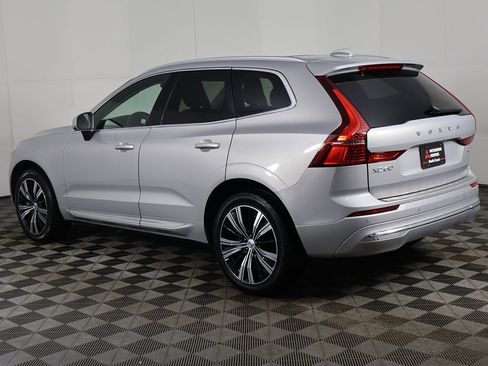 Used 2022 Volvo XC60 B6 Inscription w/ Climate Package image 10