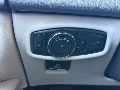 Used 2020 Lincoln MKZ AWD w/ Convenience Package image 39