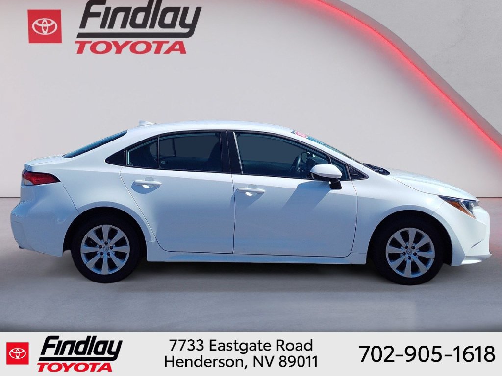Certified 2025 Toyota Corolla LE FWD image 5