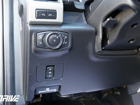 Used 2020 Ford F350 Lariat image 20