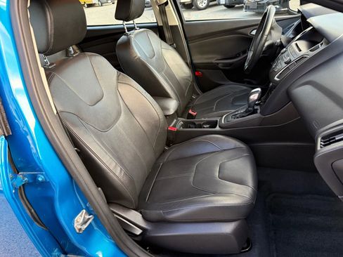 Used 2015 Ford Focus SE w/ Equipment Group 201A image 21