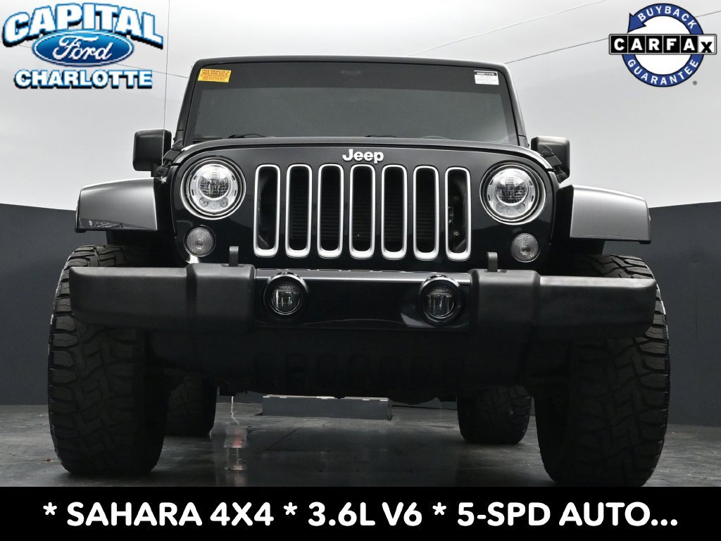 Used 2017 Jeep Wrangler Sahara w/ Connectivity Group AWD/4WD image 17