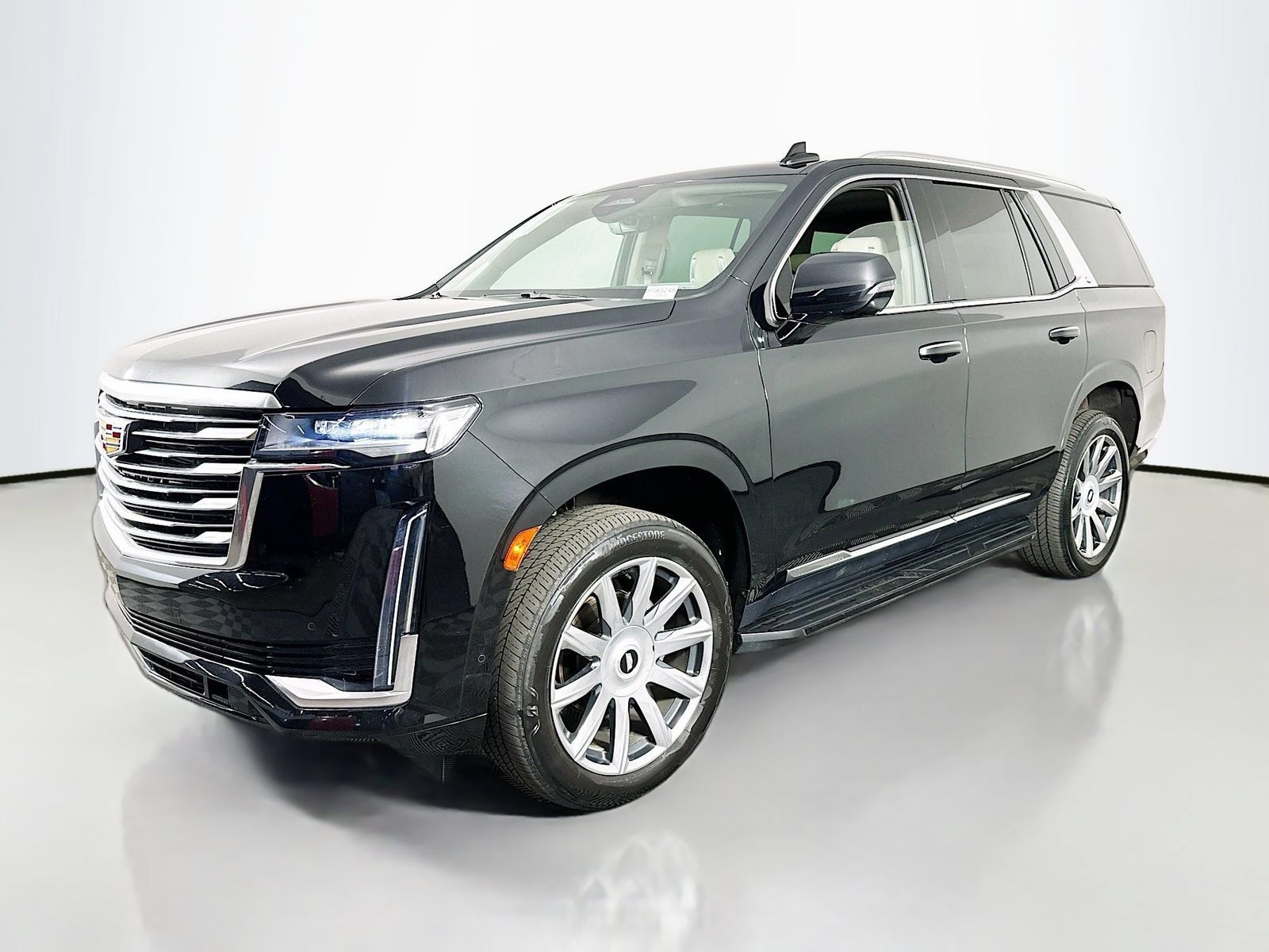 Used 2024 Cadillac Escalade Premium Luxury Platinum AWD/4WD image 3