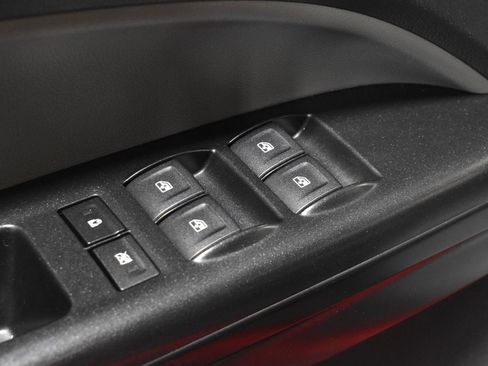 Used 2019 Chevrolet Colorado W/T w/ WT Convenience Package image 9