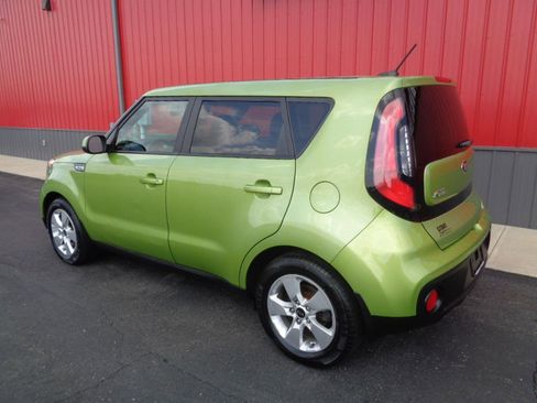 Used 2017 Kia Soul image 7