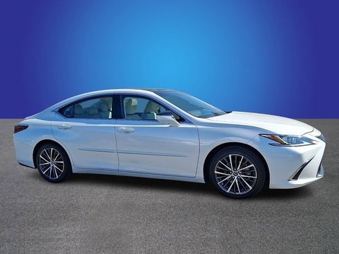 Used 2023 Lexus ES 350 w/ Premium Package FWD image 4