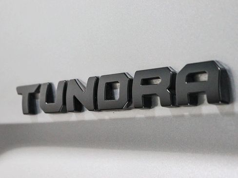 Used 2024 Toyota Tundra Limited AWD/4WD image 13