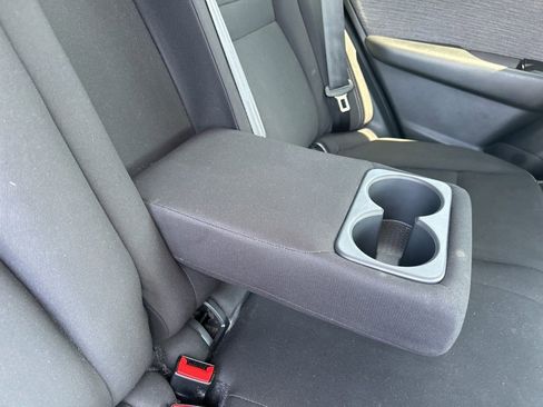 Used 2023 Nissan Rogue S image 42